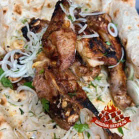 Ассорти бокс из баранины  (1 кг. готового продукта + соусы и доп. лаваш)